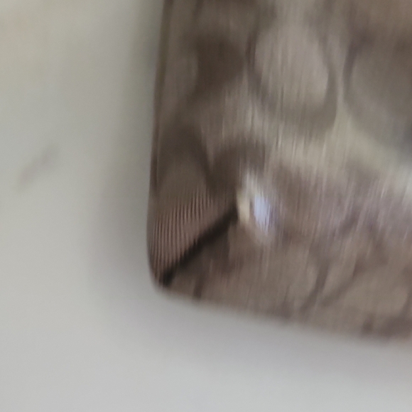 Coach Signature Tan Crossbody Bag - Picture 5 of 10